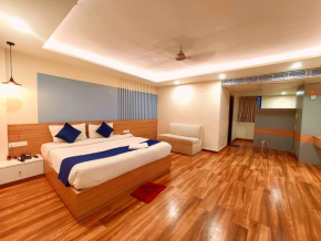 Hotel Geeta green upvan near temple and garden